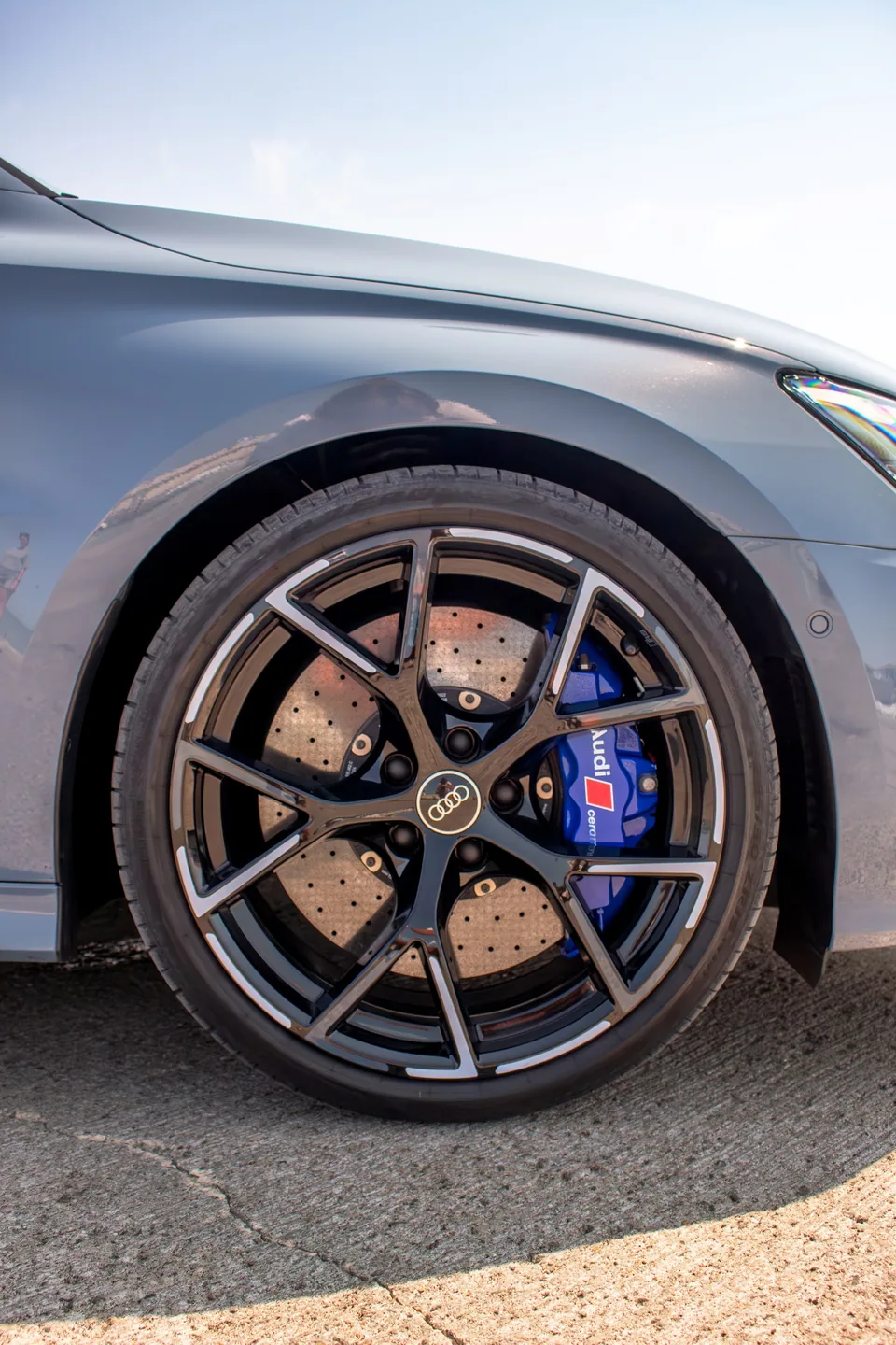 Audi RS3 — photo 4