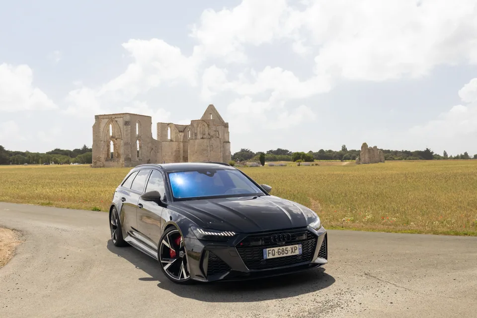 Audi RS6 C8 — photo 6
