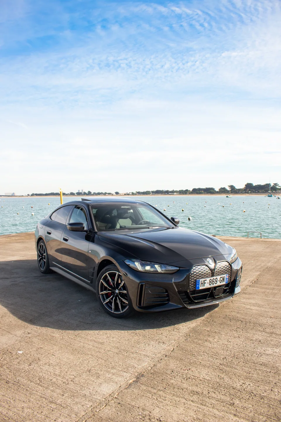 BMW I4 — photo 1