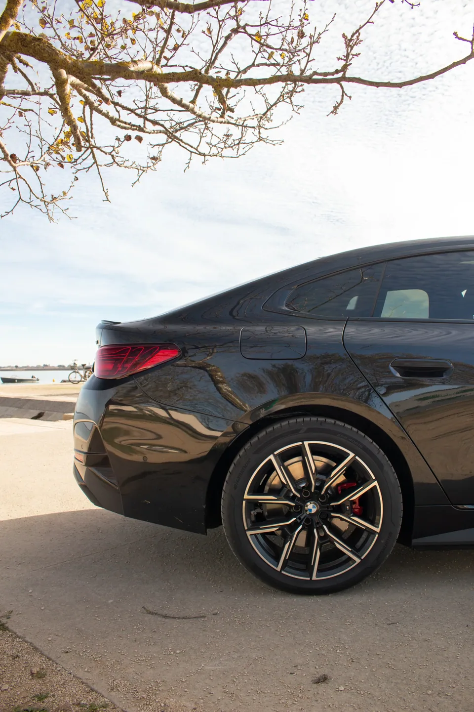 BMW I4 — photo 6