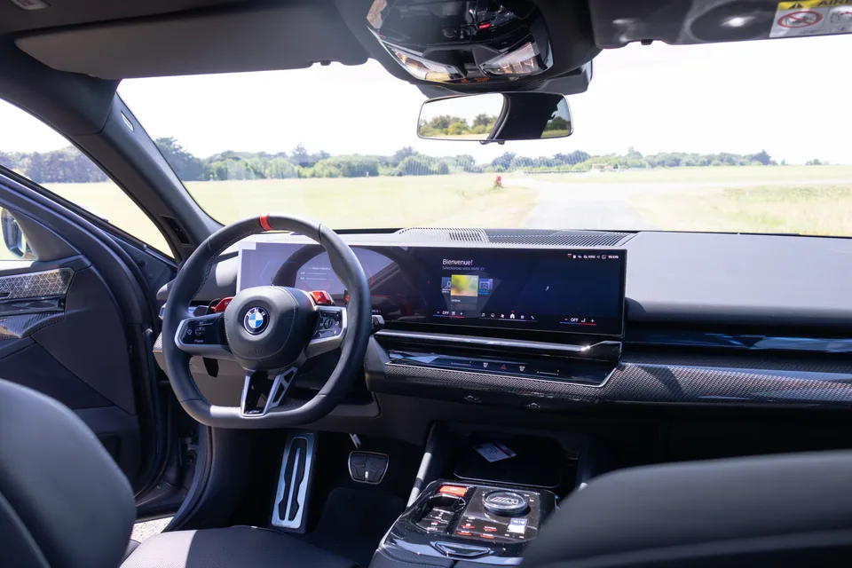 BMW M5 Touring — photo 4