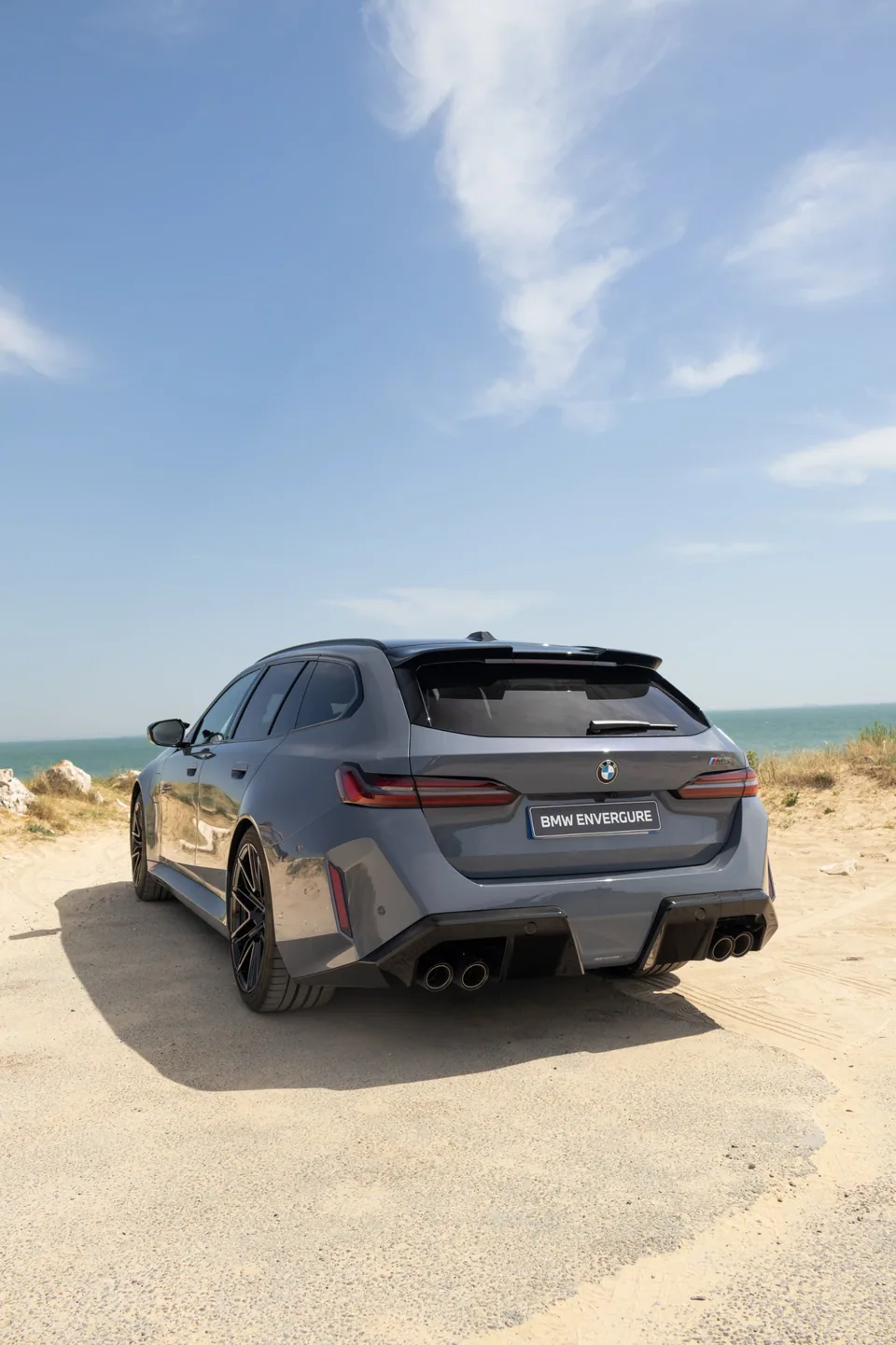 BMW M5 Touring — photo 2