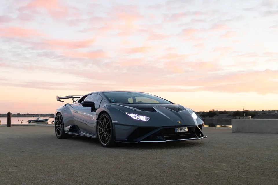 Lamborghini Huracan STO #3 — photo 2