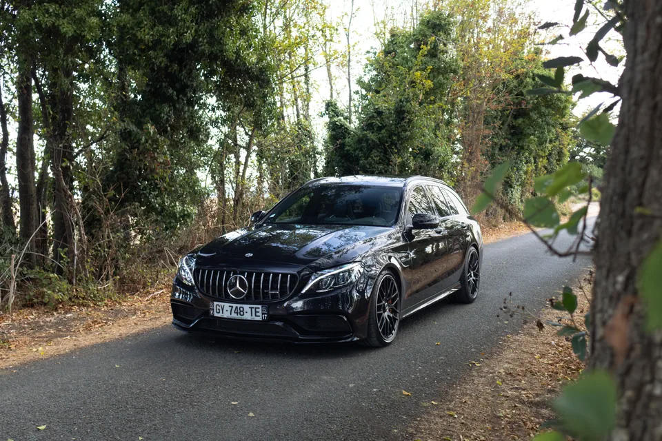 Mercedes C63 AMG — photo 7