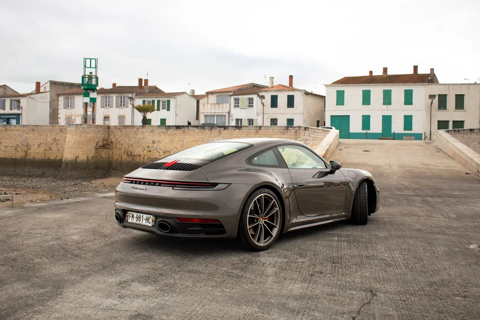 Porsche 911 Carrera S
